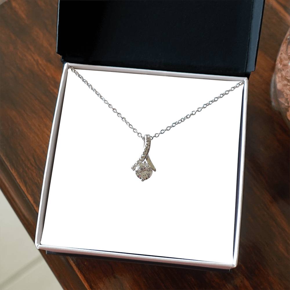 To My Wonderful Mother, Happy Mother's Day - Alluring Beauty Necklace