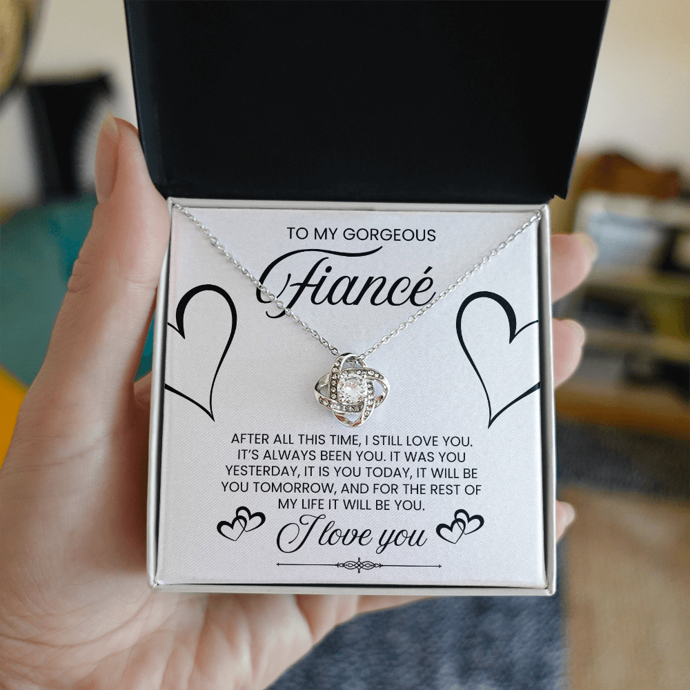 To My Gorgeous Fiance, I Love You - Love Knot Necklace
