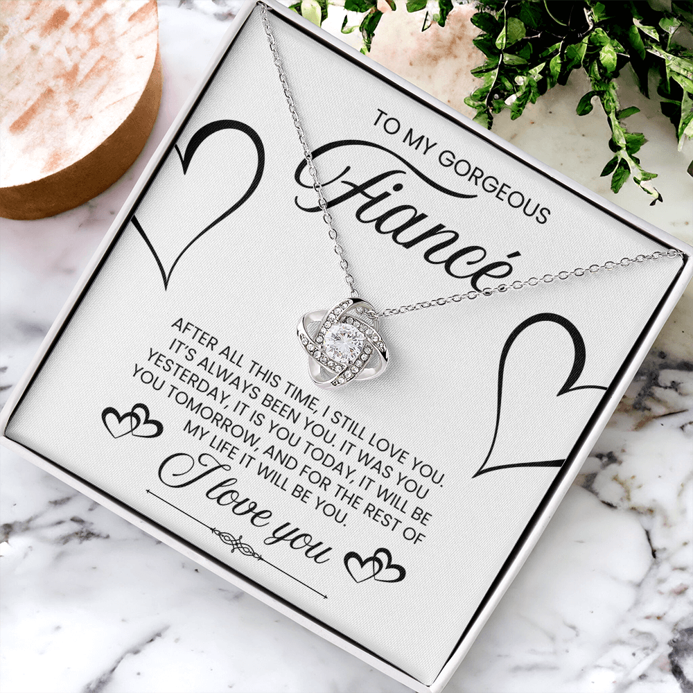 To My Gorgeous Fiance, I Love You - Love Knot Necklace